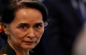 آنگ سان سوچی به 4 سال زندان محکوم شد