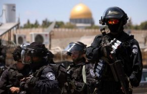 قيادي في حماس: اعتداءات الاحتلال على الأقصى واستهداف الأسرى ستفجر الأوضاع