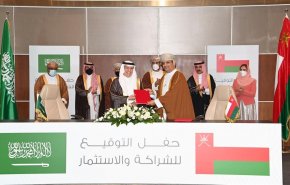 عمان و عربستان ۱۳ یادداشت تفاهم به ارزش ۱۰ میلیارد دلار امضا کردند