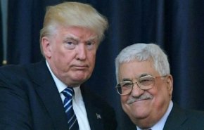 ترامب يمدح عباس ويذم نتنياهو