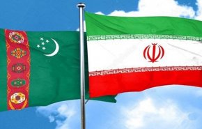 الرئيسان الايراني والتركماني يؤكدان على تعزيز العلاقات بين البلدين