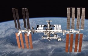 شاهد.. سائح فضاء ينشر فيديو لمدار كامل للمحطة الفضائية حول الأرض