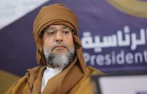 شاهد.. القذافي في مقر مفوضية الانتخابات في سبها
