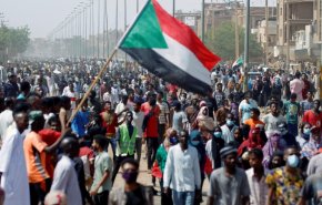  إطلاق الغاز المسيل للدموع على تجمع لـ'قوى الحرية والتغيير' في السودان