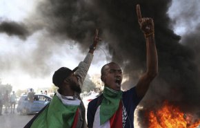 یک کشته و بیش از ۲۰۰ زخمی در جریان اعتراضات یکشنبه سودان
