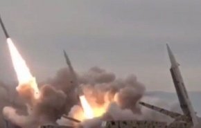 بالفيديو...محاكاة هجوم صاروخي لحرس الثورة على مفاعل ديمونة
