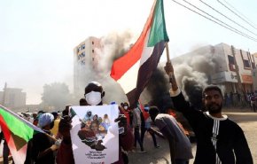 حرکت تظاهرکنندگان سودانی به سوی کاخ ریاست جمهوری