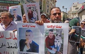 غانتس يقر باحتجاز 80% من جثامين الشهداء الفلسطينيين