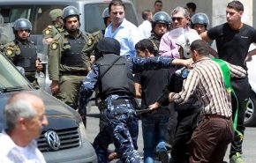 السلطة الفسطينية تعتقل طلاب جامعيين في الضفة الغربية
