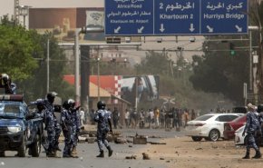 السودان..مقتل 3 من المتظاهرين بالرصاص الحي 