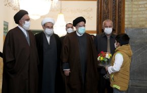 الرئيس الايراني رئيسي يزور مدينة قم المقدسة