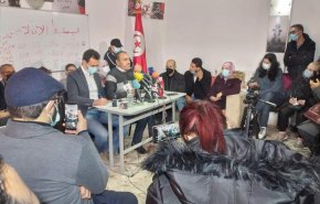 معارضو قيس سعيد يفشلون في استقطاب الشارع التونسي