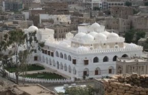 الجمارك اليمنية تنفي مزاعم العدوان حول ساحة جمرك السوادية بالبيضاء