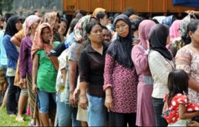إندونيسيا تسمح لأكثر من 100 لاجئ من الروهينغا بدخول أراضيها