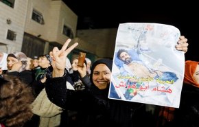 شاهد..الفلسطينيون يحتفلون بانتصار أبو هواش