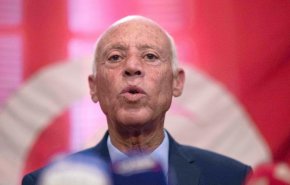 الرئيس التونسي يتهم قضاة في تونس بالارتباط بـ”عصابات إجرامية”