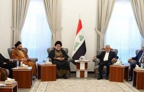 هیات شیعیان عراق و صدر به تشکیل فراکسیون اکثریت نزدیک شدند/تکذیب مخالفت با حضور مالکی در دولت