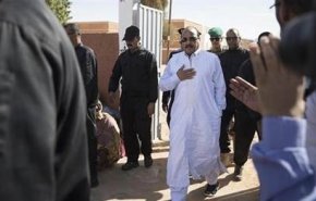 القضاء الموريتاني يفرج موقتاً عن الرئيس السابق محمد ولد عبد العزيز