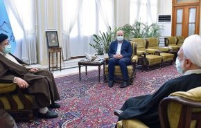 رؤساء السلطات الثلاث في ايران يتباحثون حول المستجدات