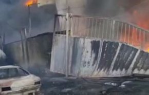 3 مفقودی و یک مصدوم در آتش‌سوزی و انفجار در شهرک صنعتی اشتهارد/ حضور عوامل آتش نشانی برای اطفای حریق+ ویدیو