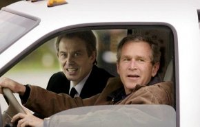 افشای جزئیاتی از توطئه بوش پسر و تونی بلر برای حمله به عراق
