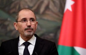 الصفدي يكشف هدف الأردن من الاتصالات مع الرئيس السوري
