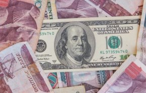 مصر 3 میلیارد دلار از بانک‌های امارات و کویت قرض می‌گیرد