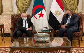 گفت‌وگوی وزیر خارجه الجزائر با همتای مصری درباره تحولات منطقه