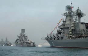 مناورات بحرية مشتركة بین روسيا وإيران والصين 