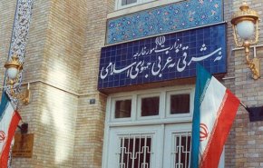 الخارجية الايرانية تستدعي السفير البريطاني احتجاجا على تصريحات وزيرة خارجية بلاده