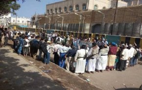 تجمع یمنی‌ها مقابل دفتر سازمان ملل و محکومیت تجاوزات ائتلاف سعودی-آمریکایی