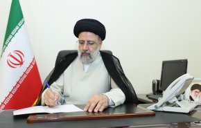 الرئيس الإيراني يوعز بإعداد خطة الاستراتيجية الصناعية للبلاد