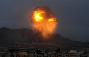 سلسله حملات ائتلاف سعودی به پایتخت یمن/ هدف قرار گرفتن مراکز رادیو و تلویزیون در صنعاء
