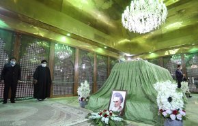 تجدید میثاق رئیس‌جمهور و هیات دولت با آرمان‌های امام راحل