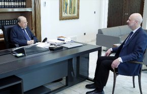 الرئيس اللبناني يعرض الاوضاع الامنية مع وزير الداخلية