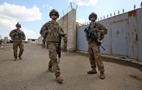 به صدا در امدن آژیر خطر در پایگاه آمریکایی ویکتوریا در بغداد