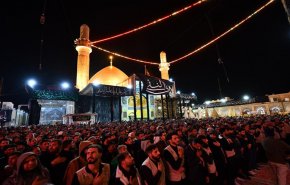 ملايين الزائرين يحيون ذكرى استشهاد الإمام الهادي (ع) في سامراء