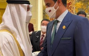 شاهد/ اول لقاء بين أمير قطر وولي عهد أبوظبي بعد 'المصالحة'