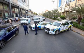 الكويت تحذر المقيمين المصريين من التجمعات! 
