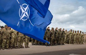 قادة أوروبيون: الناتو بحاجة إلى تقييم استراتيجيته تجاه روسيا