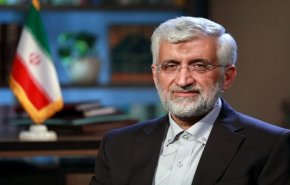 جلیلي: ایران تبیع یوميا ملیون و200 ألف برميل نفط