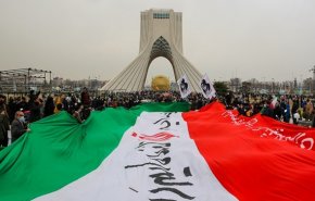 بازتاب 22 بهمن در رسانه‌های جهان| خبرگزاری فرانسه: ایرانی‌ها شعارِ «تا آخر ایستاده‌ایم» سردادند