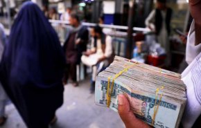 متظاهرون أفغان يدينون قرار بايدن مصادرة 3.5 مليارات دولار من الأصول الأفغانية