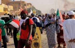 100 معتقل سوداني بينهم سياسيون بارزون يبدأون إضراباً عن الطعام