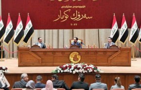 رئاسة النواب العراقي تستدعي وزير المالية ومحافظ البنك المركزي