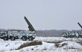 شاهد.. قوات الردع الروسية تجري مناورات صاروخية تكتيكية 