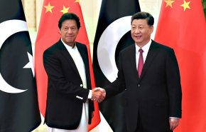 'فايننشال تايمز': الصين تسلح باكستان في مواجهة الهند بطائرات وسفن متطورة