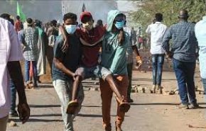 یک کشته و ۹۲ زخمی در تظاهرات خارطوم/ فراخوان تظاهرات میلیونی برای رفع محدودیت ها