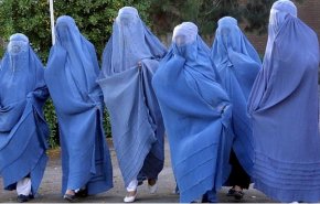 'طالبان' تفرض الحجاب على موظفات الحكومة