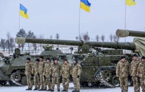 الجيش الأوكراني يعترف بوجود دبابتين روسيتين وعدة شاحنات في شرق أوكرانيا